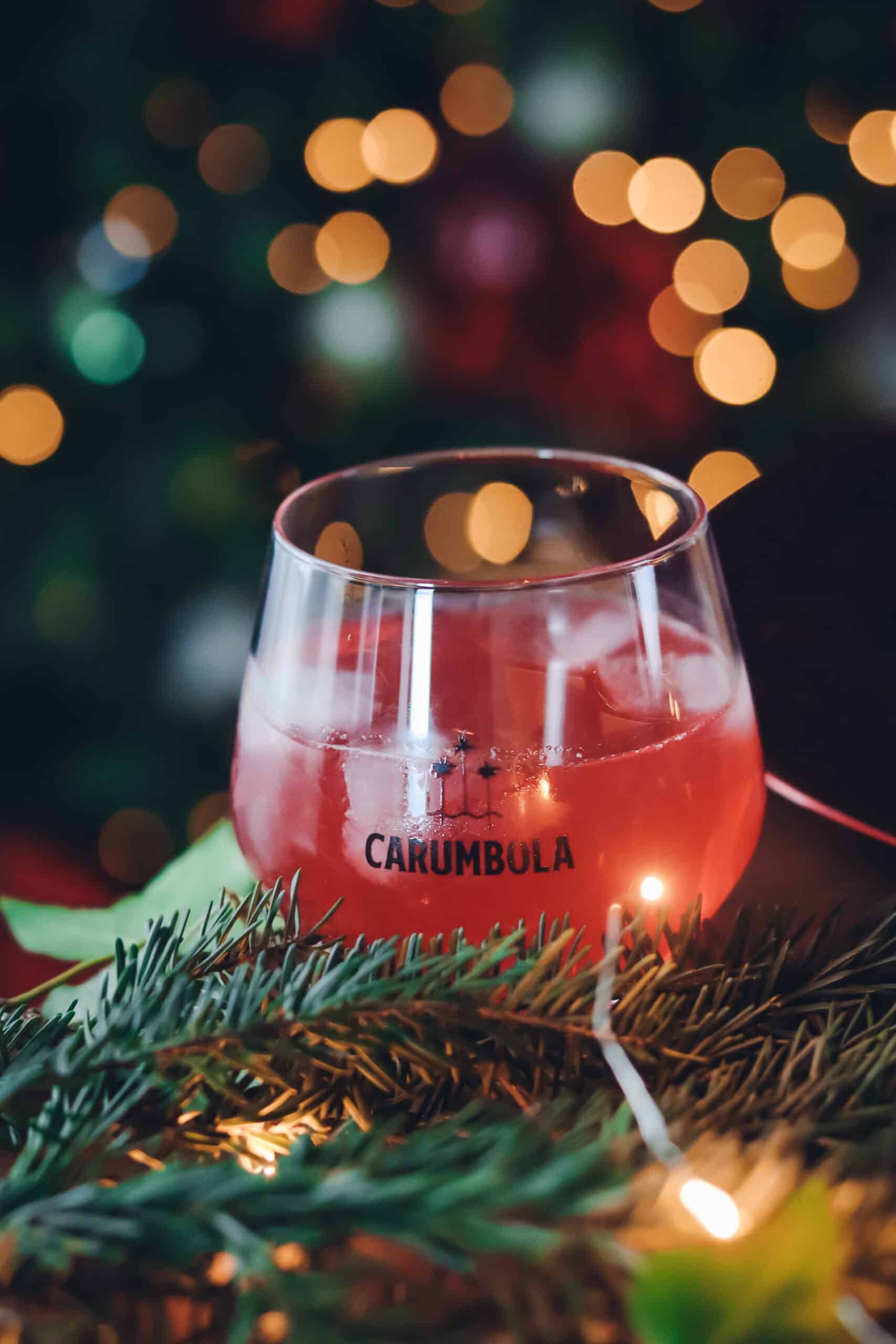 Cocktail – Rum-Tonic – CARUMBOLA Very Berry
